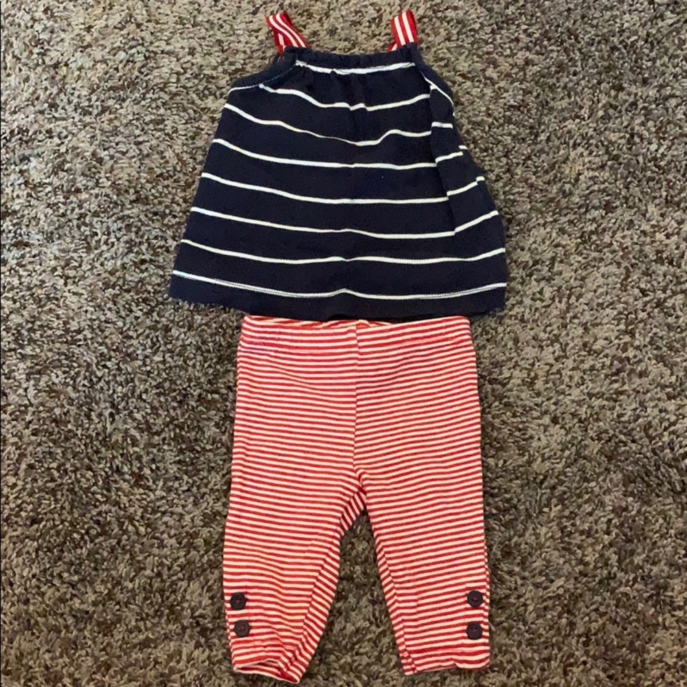 ❤️ Carter’s two piece tank set